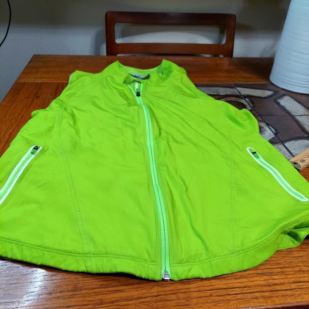 Athleta green vest xl